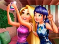 Gêm Selfie Instagram ym Paris ar-lein