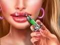 Gêm Injectionau gwefus Ellie ar-lein