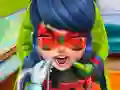 Gêm Heroiaid Miraculous Dentist Real ar-lein