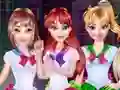 Gêm Gwisgad Ymladd y Frenhinitis Sailor Moon ar-lein