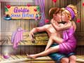 Gêm Ffliwtio yn y Sauna Goldie ar-lein