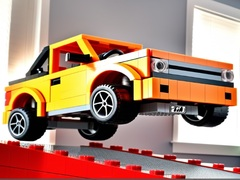 Gêm Sgyrfmyn Stunt Crash ar-lein